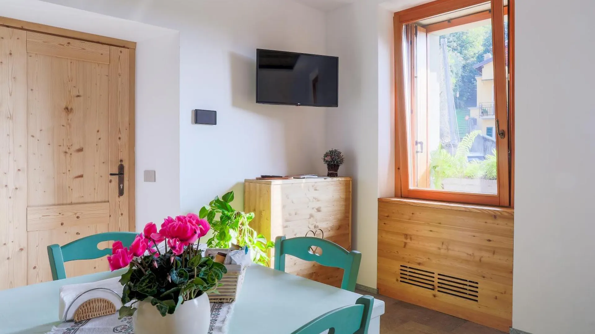Green Chalet Scalotta - Nature Relax Lake View With Jacuzzi And Spa Dervio