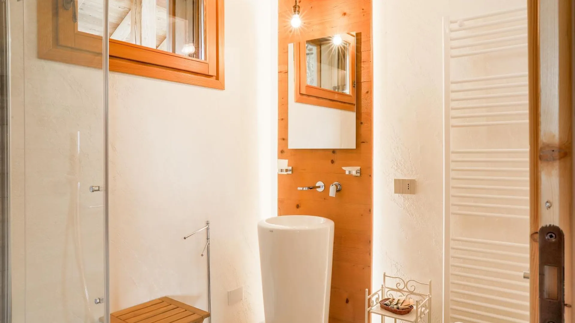 Villa Green Chalet Scalotta - Nature Relax Lake View With Jacuzzi And Spa Dervio Italy